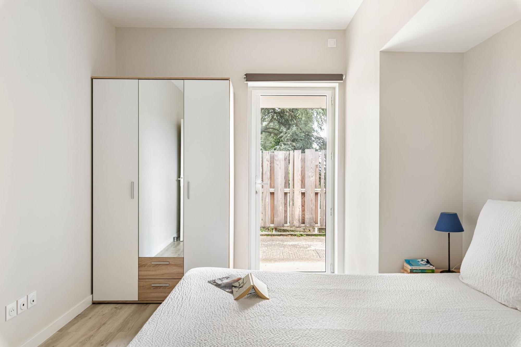Ecureuil - Charme Et Standing A Saint Galmier Apartment ภายนอก รูปภาพ