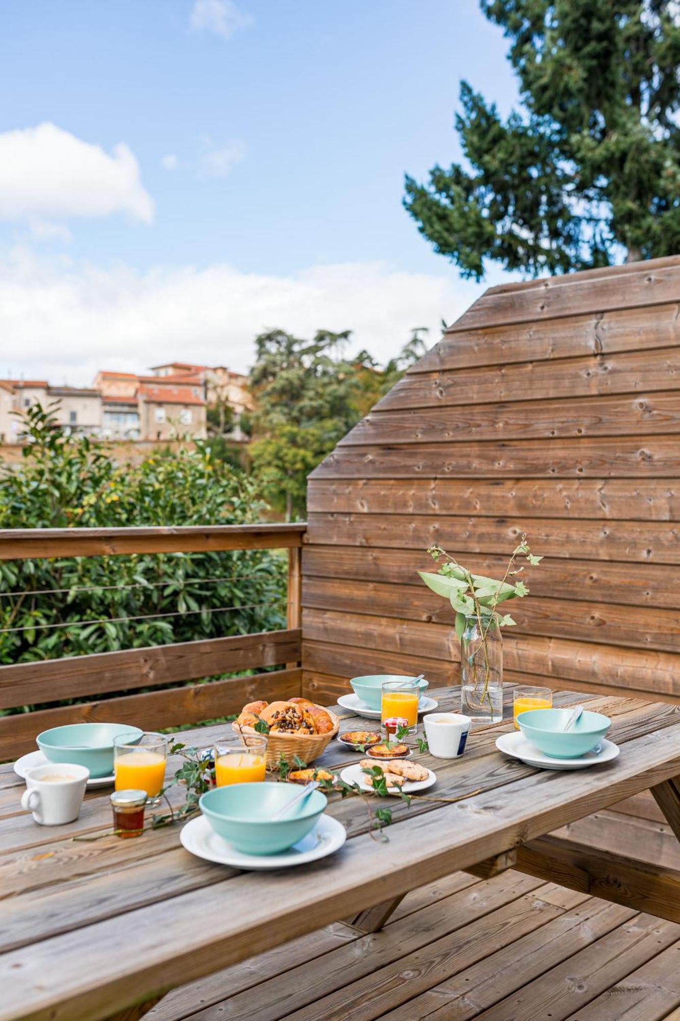 Ecureuil - Charme Et Standing A Saint Galmier Apartment ภายนอก รูปภาพ